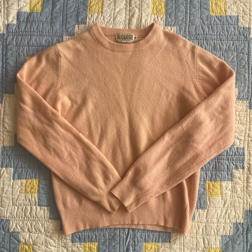 Vintage cashmere pink sweater
